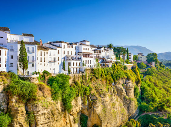 Reisinspiratie Spanje: Roadtrippen, tapas eten en schitterende natuur