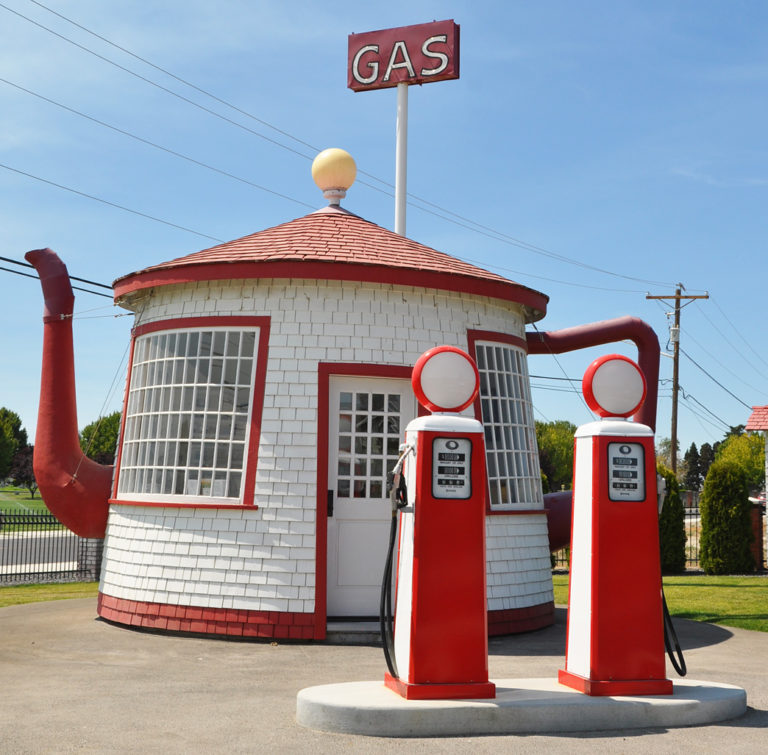 teapot-gas-station-washington