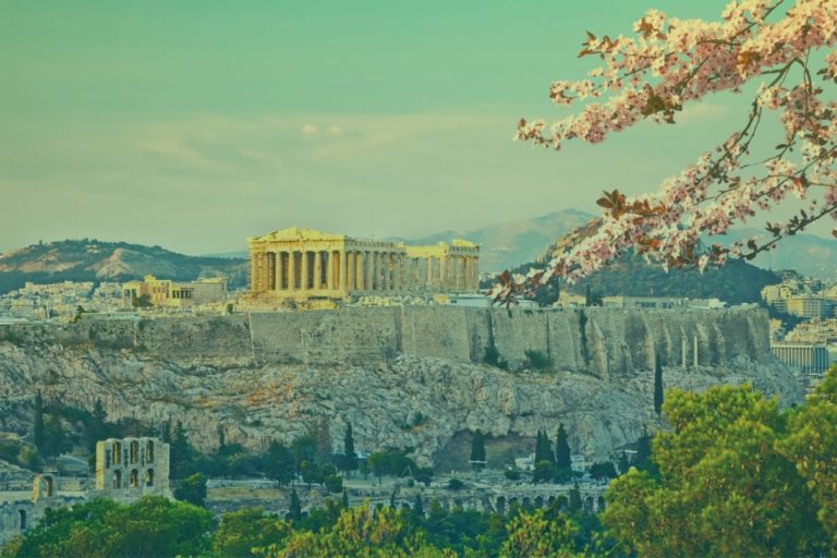 griekenland-athene-acropolis-in-het-voorjaar