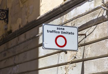 Hoe voorkom ik een boete met een huurauto in Italië?