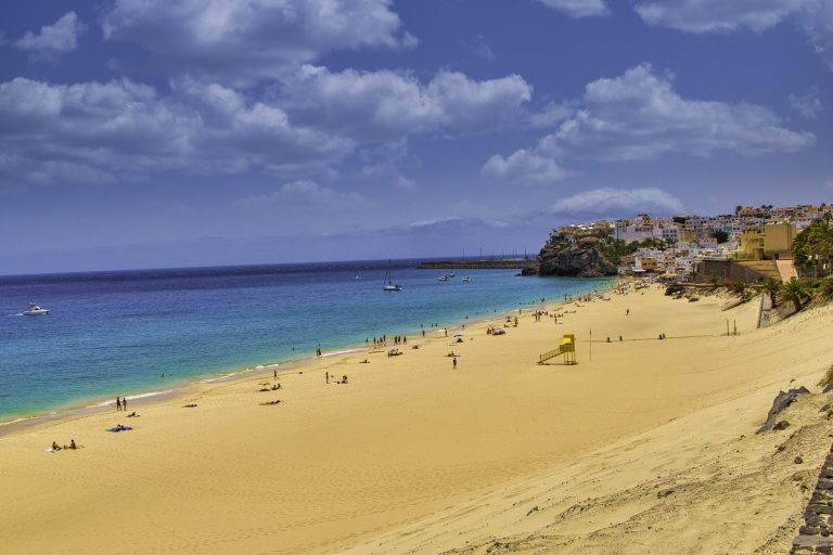 beach-of-morro-jable-in-fuerteventura-canary-islands-spain