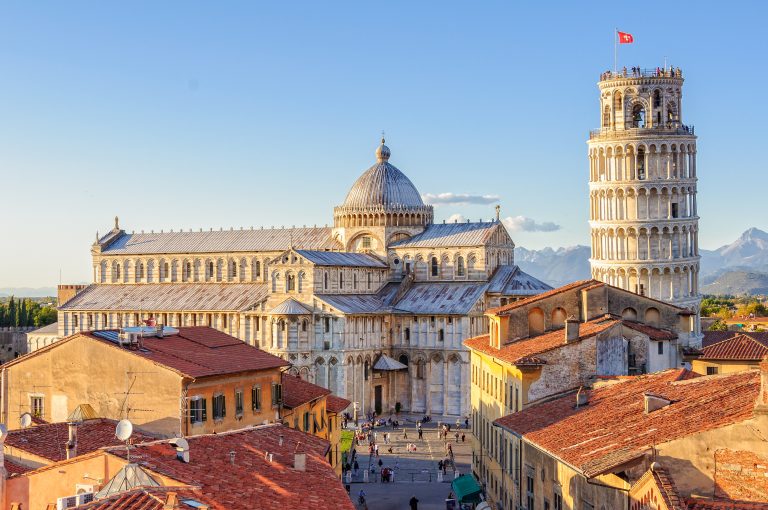 cathedral-duomo-and-the-leaning-tower-photographed-from-above