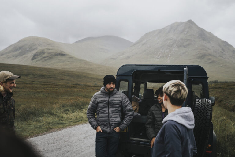 friends-on-a-road-trip-in-the-highlands