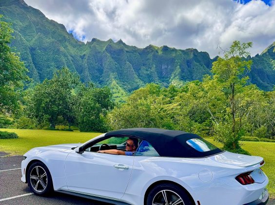 “Op Hawaii stapten we ineens in een Mustang”