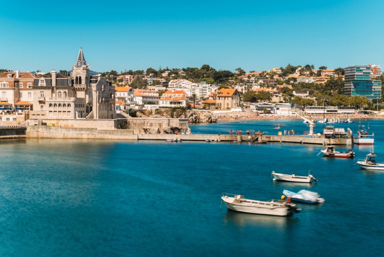 beach-town-and-dock-of-cascais-at-summer-portugal-2