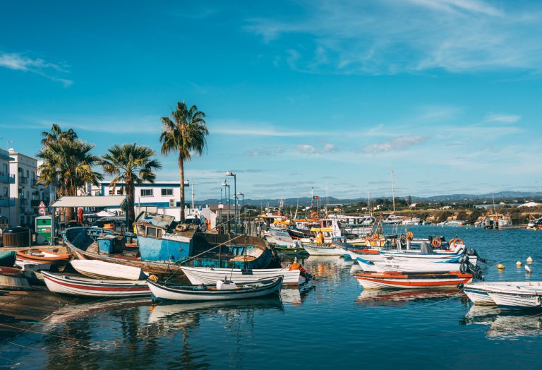 boats-in-the-sun-fuseta-portugal