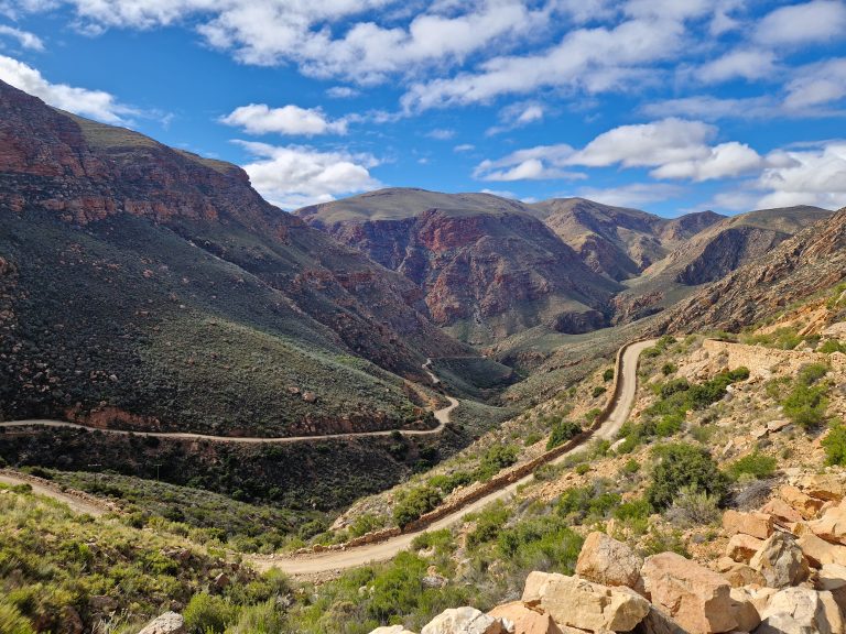 2-de-kronkelende-wegen-van-swartberg-pass