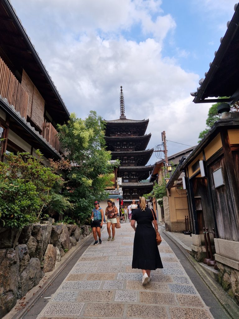 4-dwalen-door-de-straten-van-kyoto